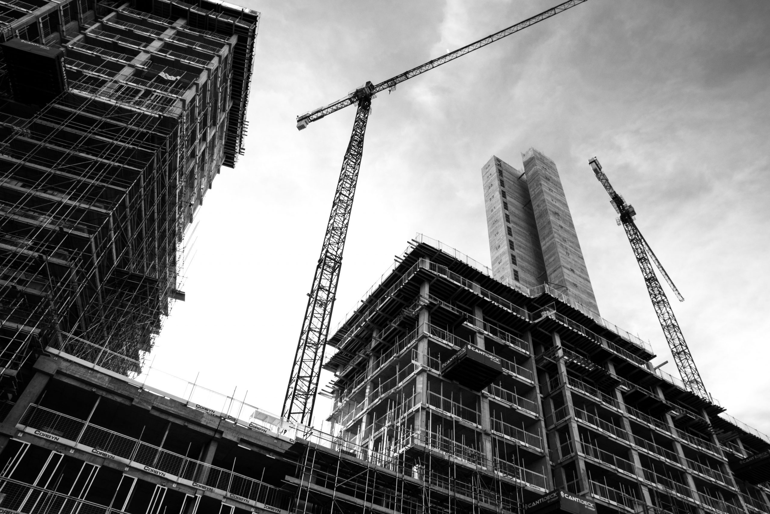 ben-allan-BIeC4YK2MTA-unsplash construction industry